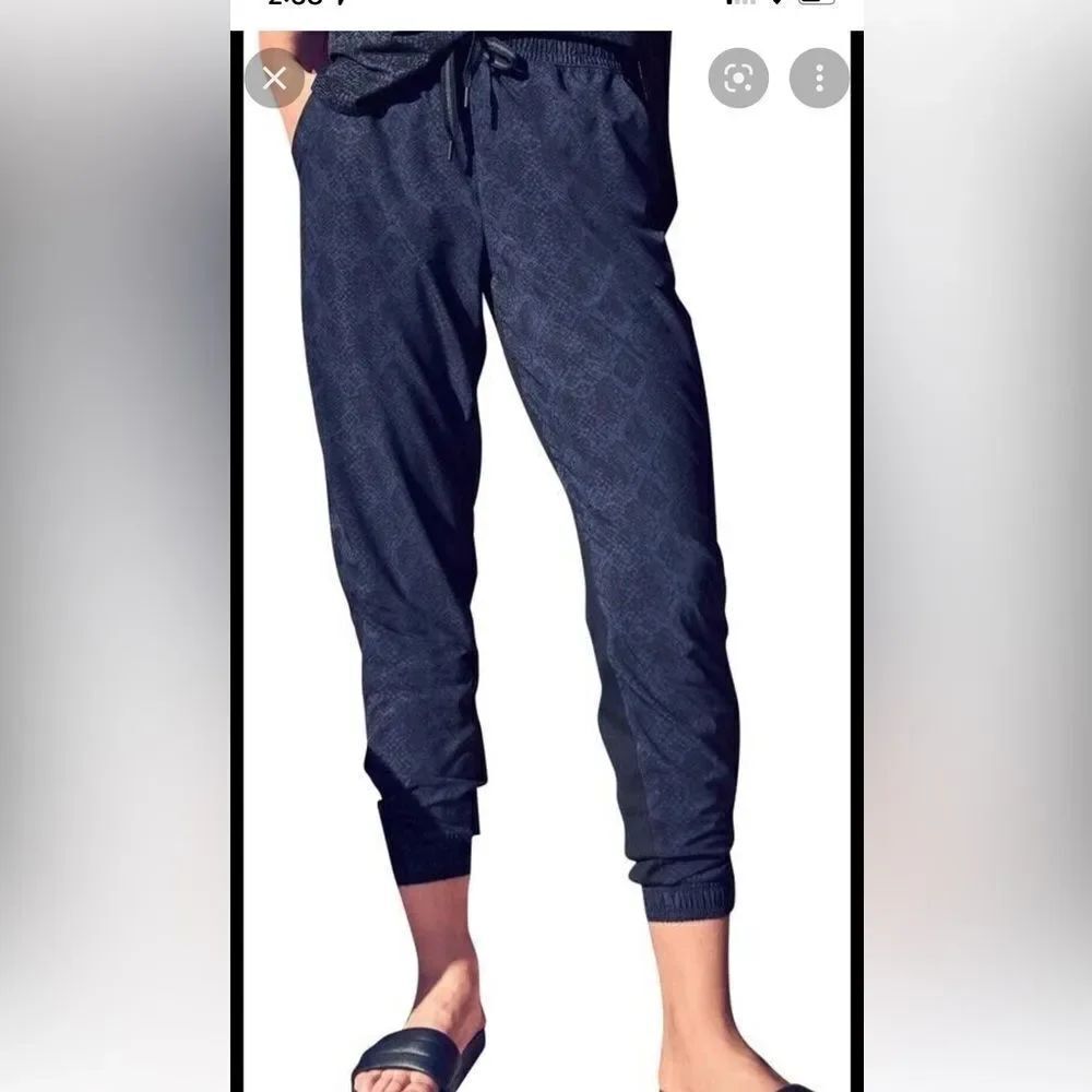 Athleta Brooklyn Python Jogger - Picture 3 of 12